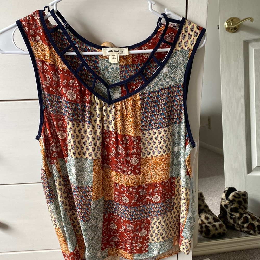 Faith and joy printed colorful tank size small